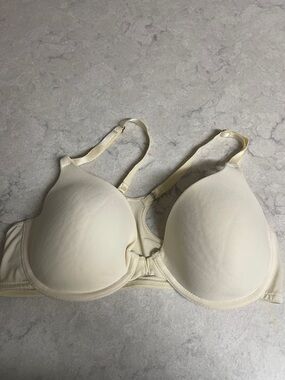 Victoria's Secret Cream Lightly Padded T-Shirt Bra